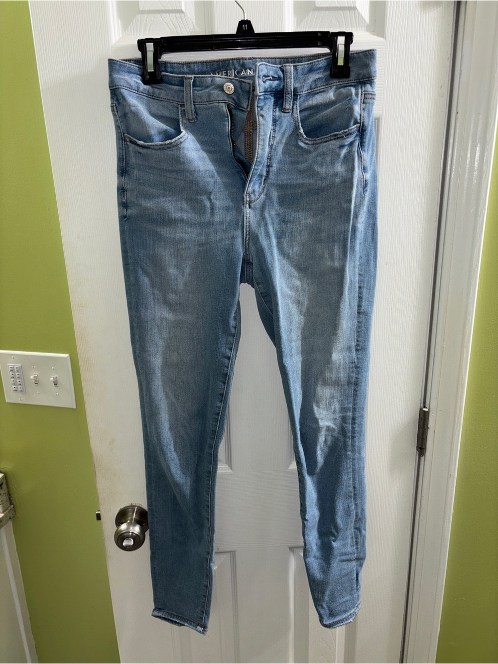 American Eagle Outfitters Light Blue Skinny Jeans